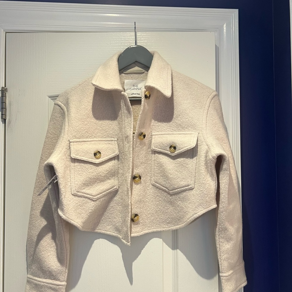 100% wool Wilfred Cream Jacket with Subtle Gold Accents